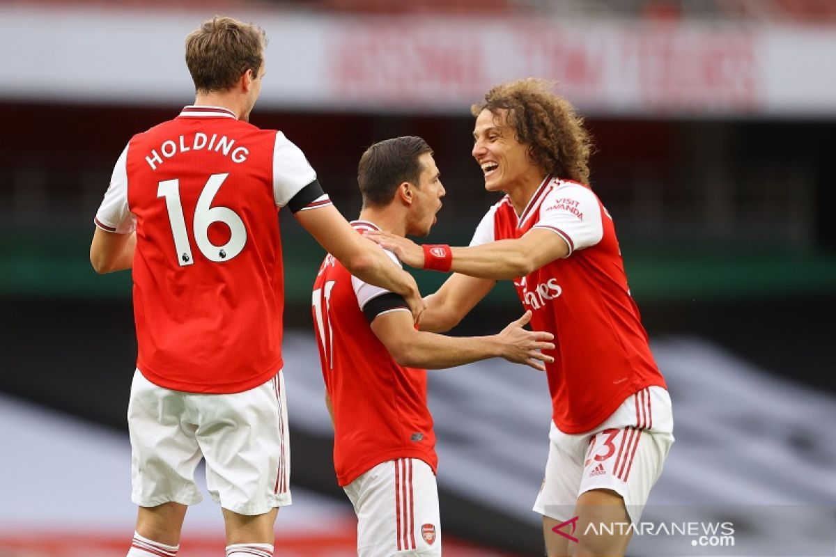 Arsenal gilas Norwich dengan skor 4-0