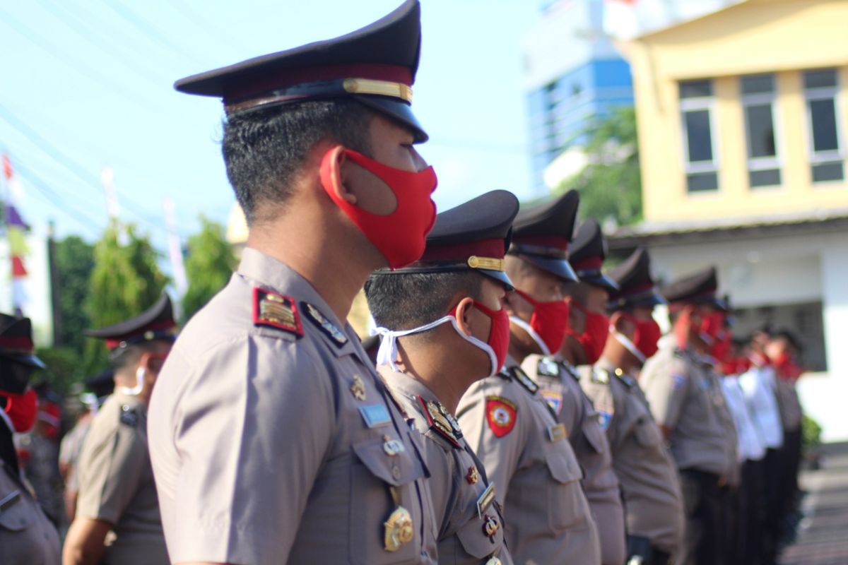 Kapolresta Banda Aceh beri penghargaan 11 polisi