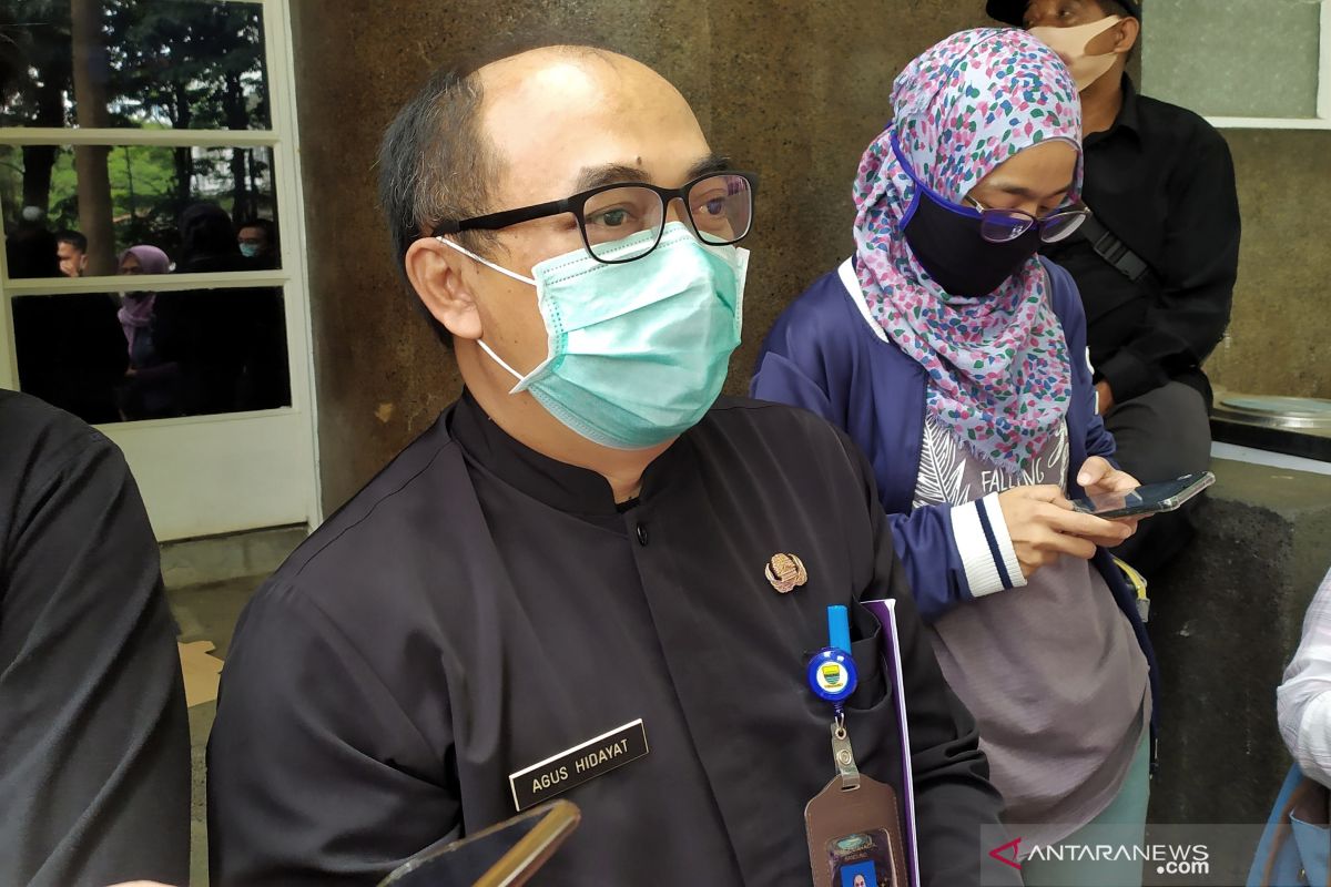 10 jenazah dimakamkan dengan protokol COVID-19 di Bandung dipindahkan karena negatif COVID-19