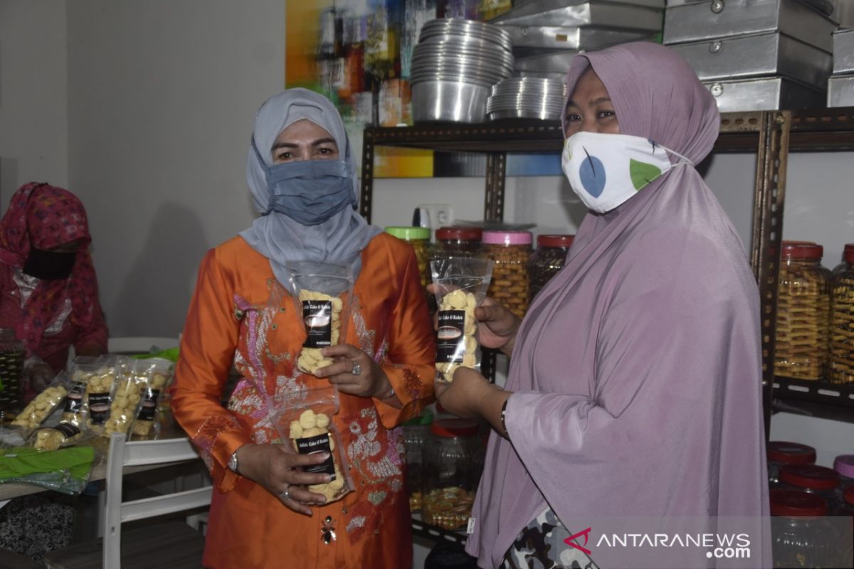 Dekranasda Kabupaten Gorontalo dukung pengembangan produk lokal IKM