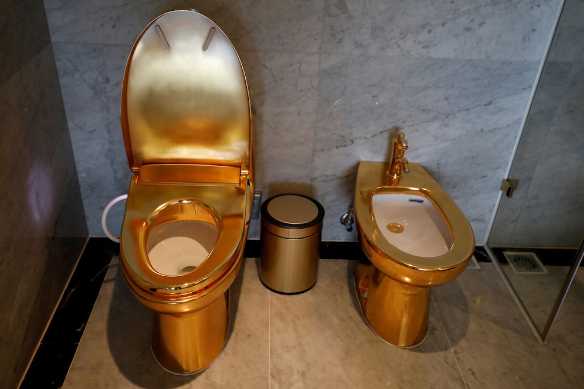 Mewahnya hotel berlapis emas di Hanoi