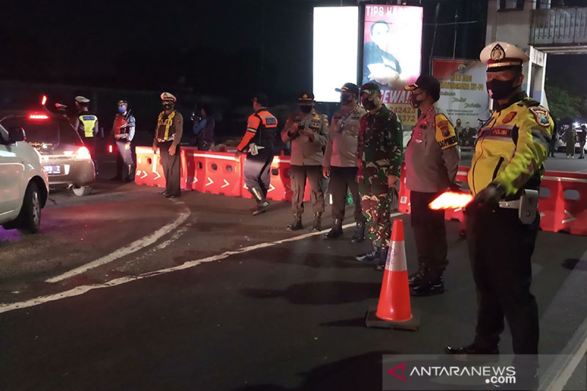 Sidoarjo kembali berlakukan jam malam saat masa transisi