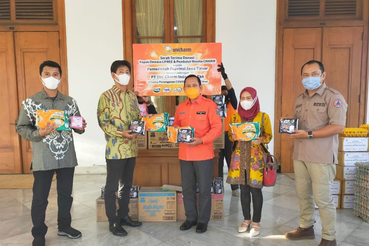 Tenaga Kesehatan di Jatim dapat bantuan 40,000 lembar popok dewasa