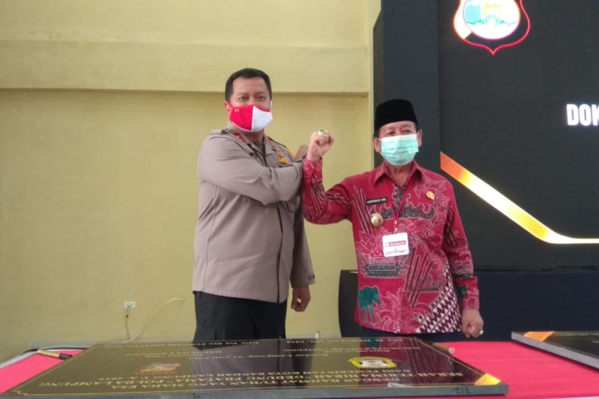 Polda Lampung terima hibah tiga gedung dari Pemkot Bandarlampung