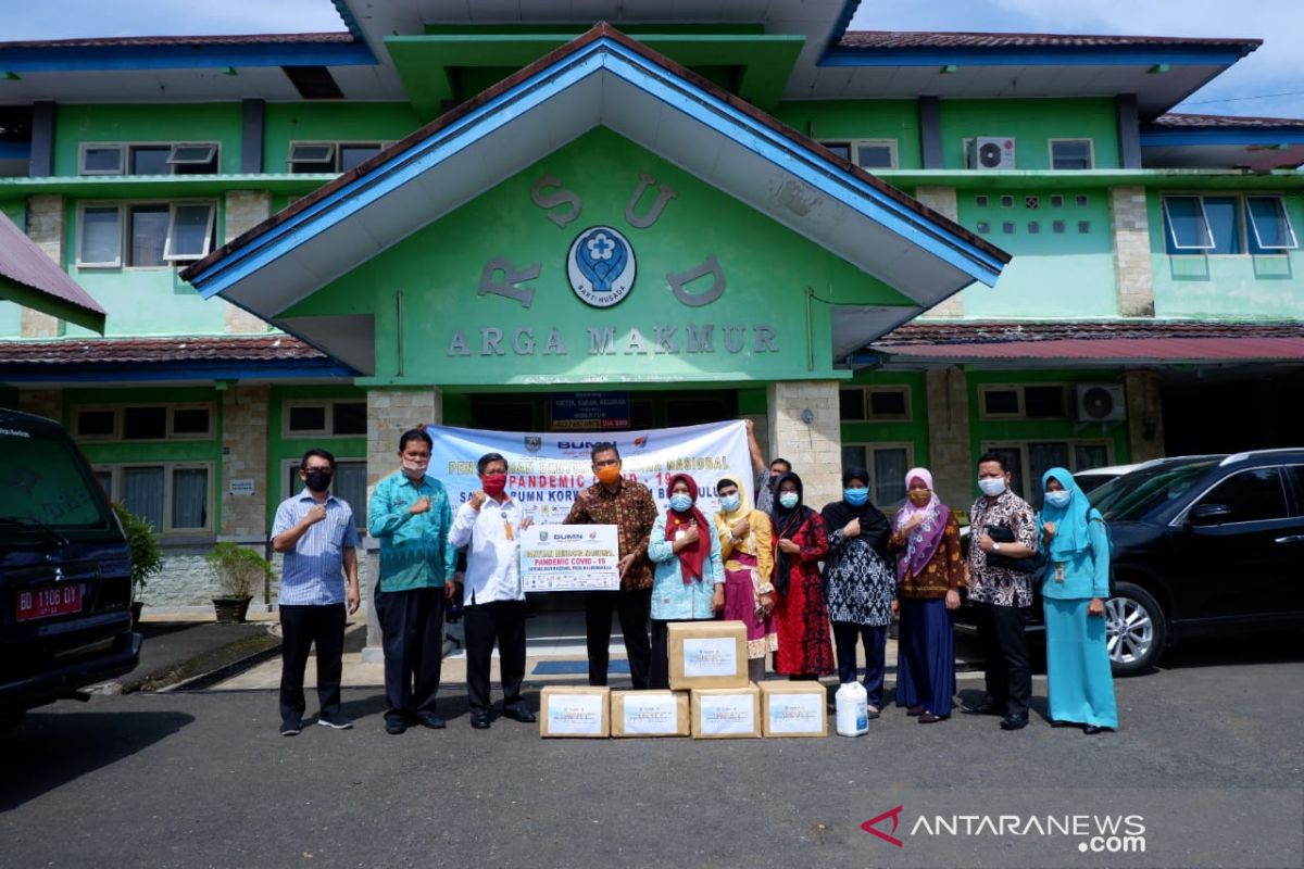 Satgas BUMN Bengkulu salurkan bantuan APD ke RSUD Argamakmur