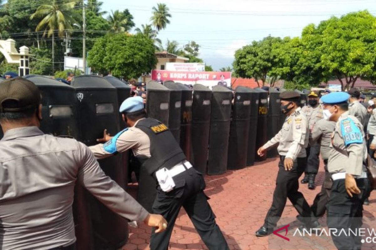 Kondisi di Madina aman, personel Brimob Sumut tetap disiagakan