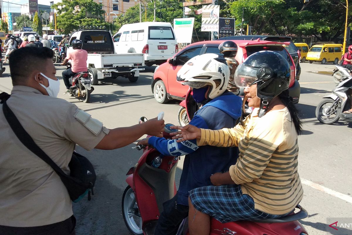 Pemkot Sorong sudah bagikan 10.300 masker kepada warga