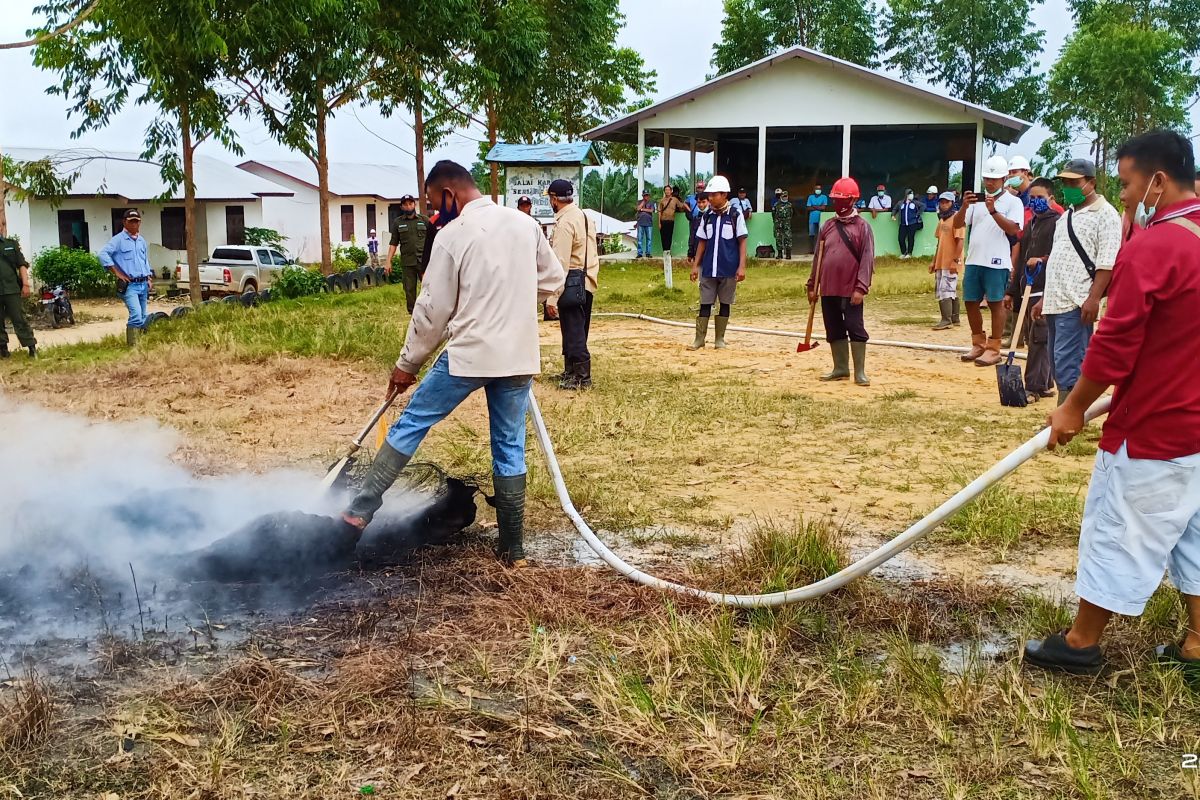 Pemkab Kapuas Hulu bentuk komando siaga darurat penanganan kabut asap