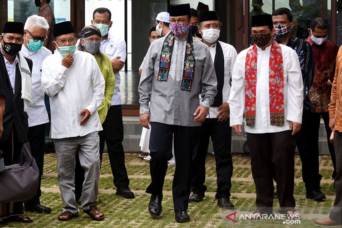 Jusuf Kalla ajak masyarakat makmurkan Masjid Amir Hamzah