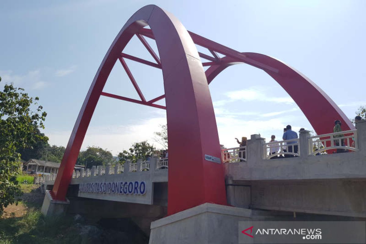 Rektor Undip resmikan jembatan Sikatak penghubung di kampus senilai Rp22,2 M