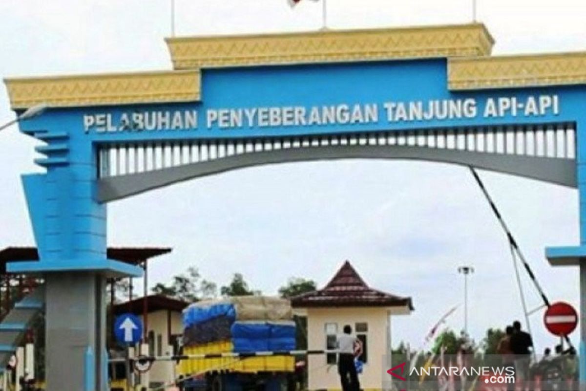 Pelabuhan penyeberangan TAA operasikan lima kapal  setiap hari