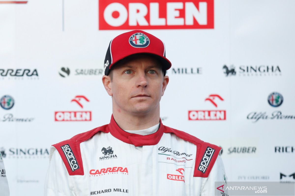 Pebalap Raikkonen tak buru-buru tentukan masa depannya di F1