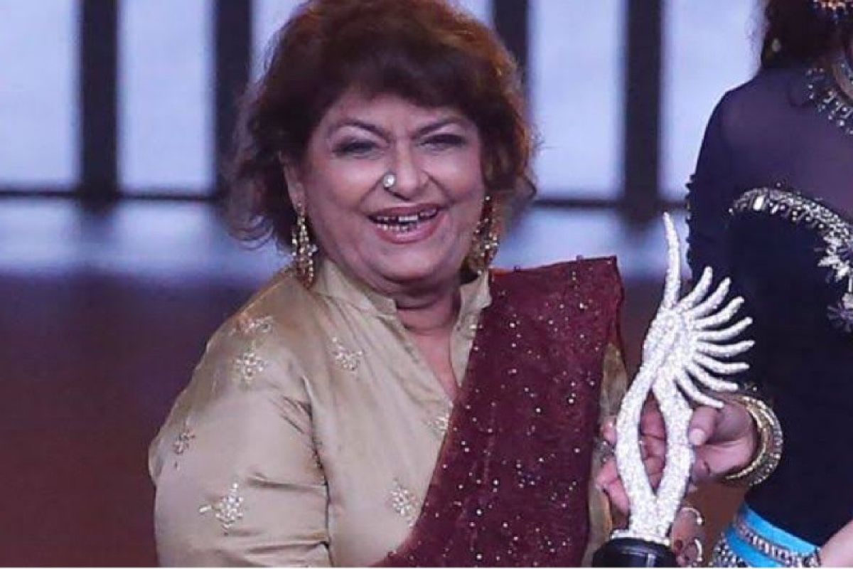 Koreografer ikonik Bollywood,  Saroj Khan meninggal dunia