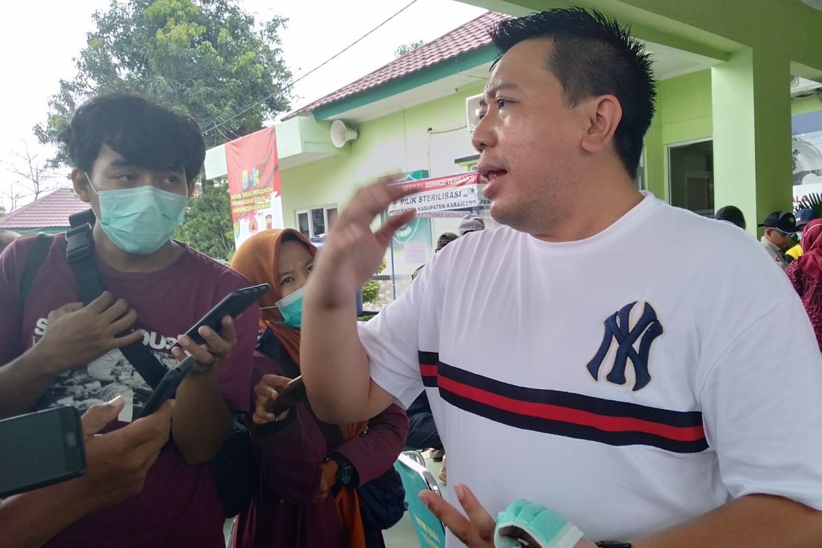 Penyebaran virus corona di Karawang masih terjadi di tengah penerapan AKB