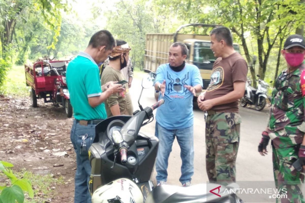 Warga Sentul Bogor bangkitkan kembali tradisi gotong royong 