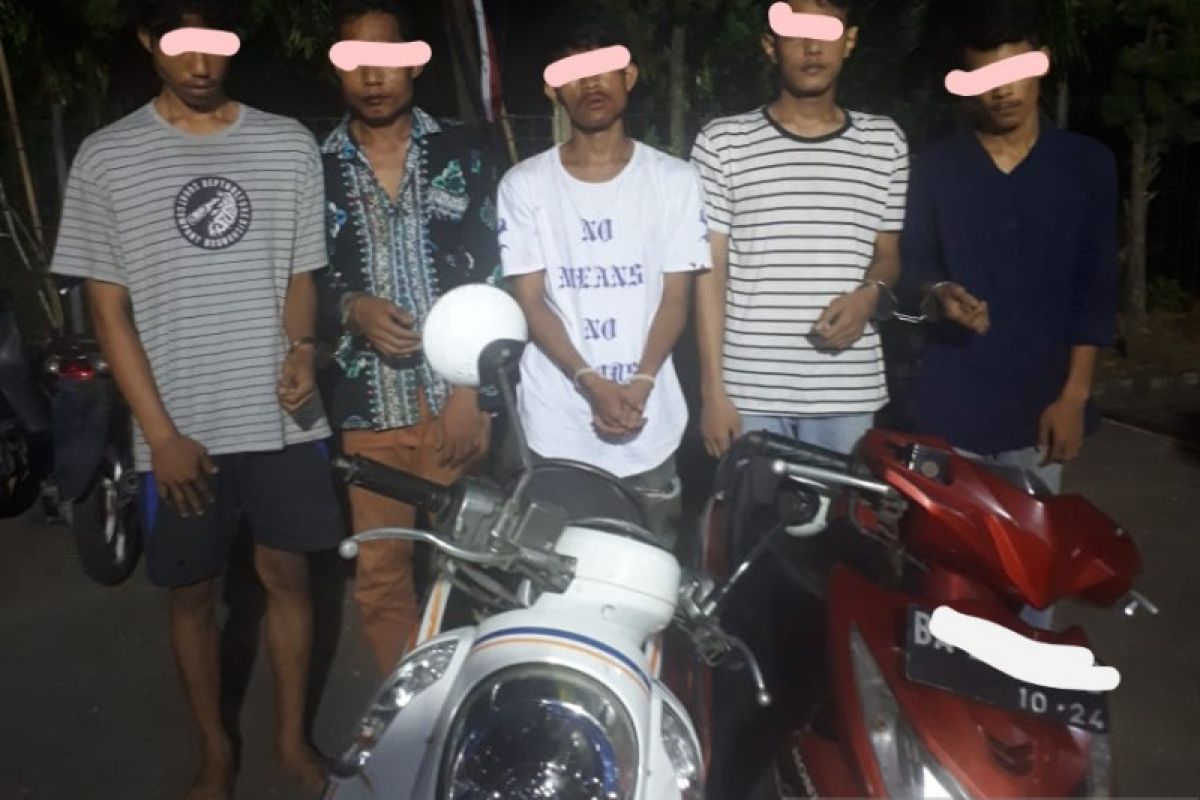 Polisi di Padang amankan dua sepeda motor dari komplotan diduga begal