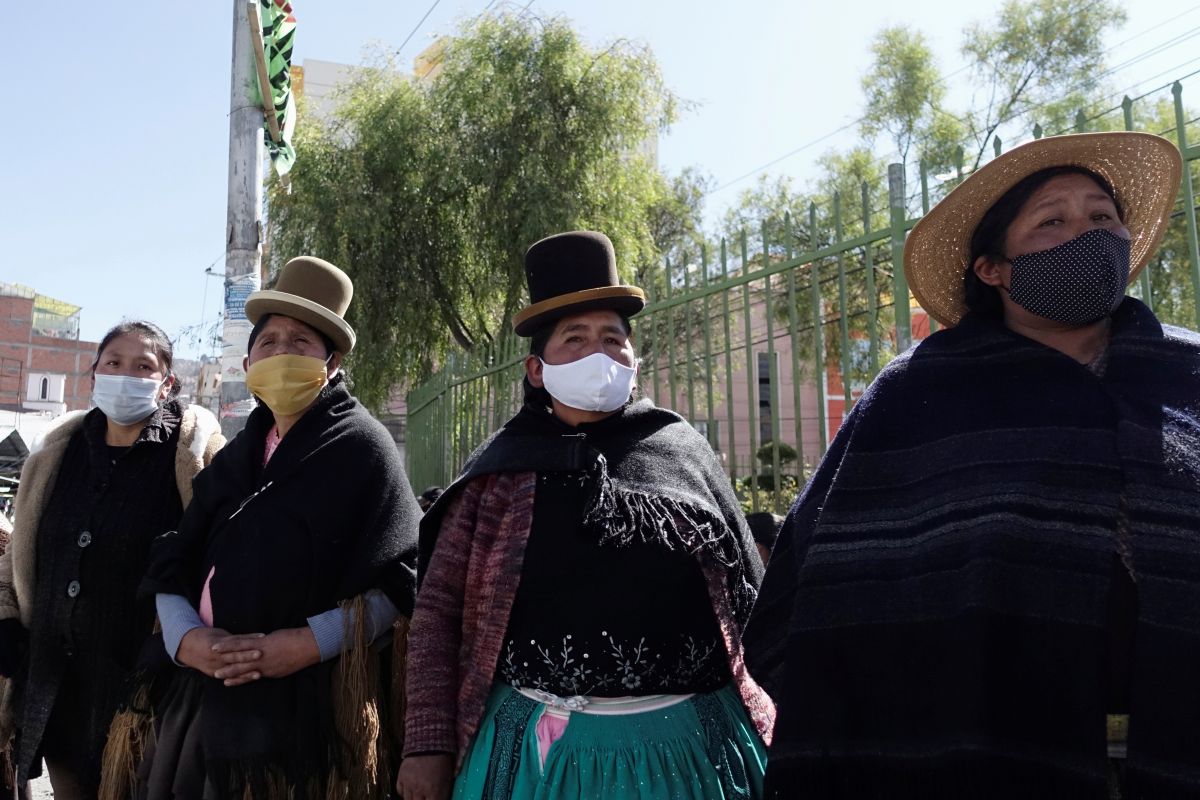 Bolivia gali kuburan massal untuk menampung jenazah korban COVID-19