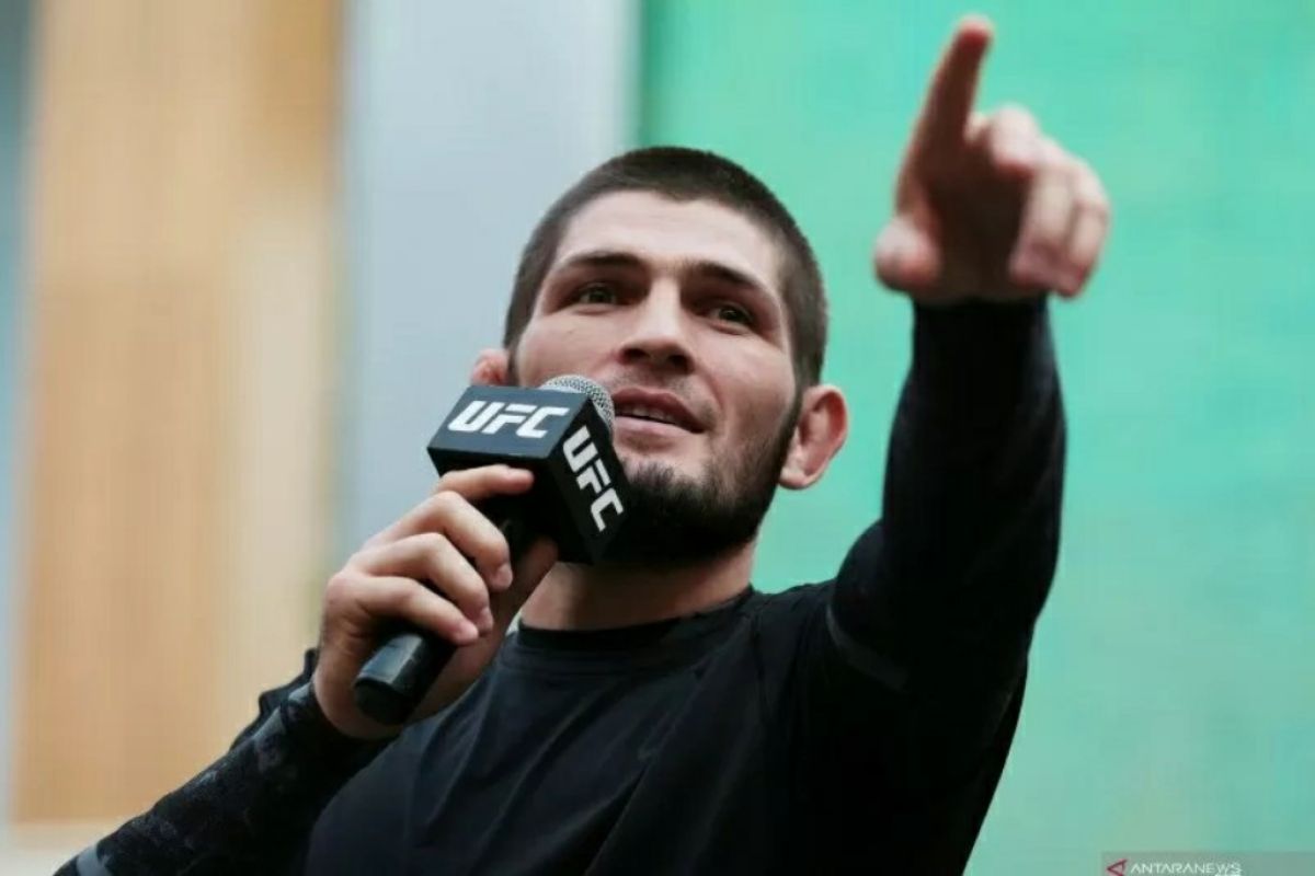 Khabib Nurmagomedov sampaikan pesan menyentuh usai kalahkan Gaethje