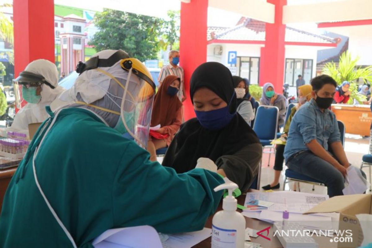 Peserta ikuti tes UTBK Unej wajib bawa hasil tes cepat COVID-19