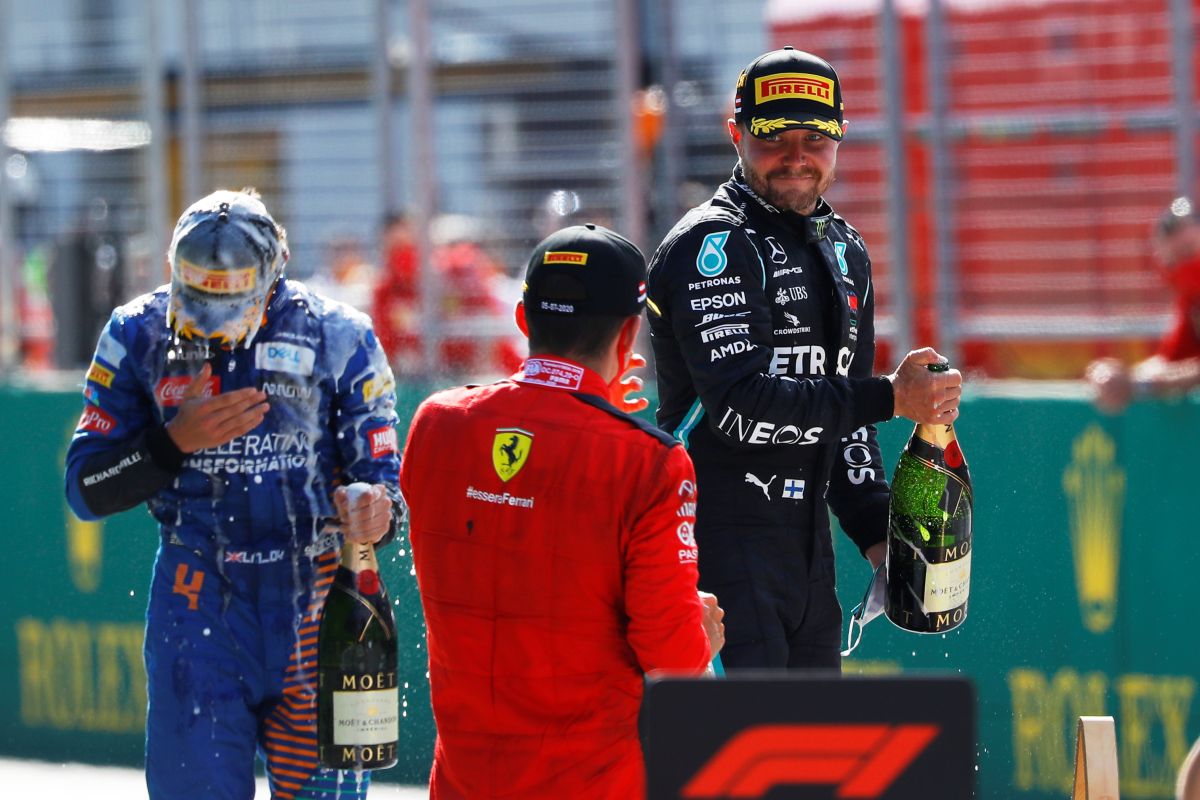 Valtteri Bottas juara seri pembuka F1 Austria, drama penalti Hamilton