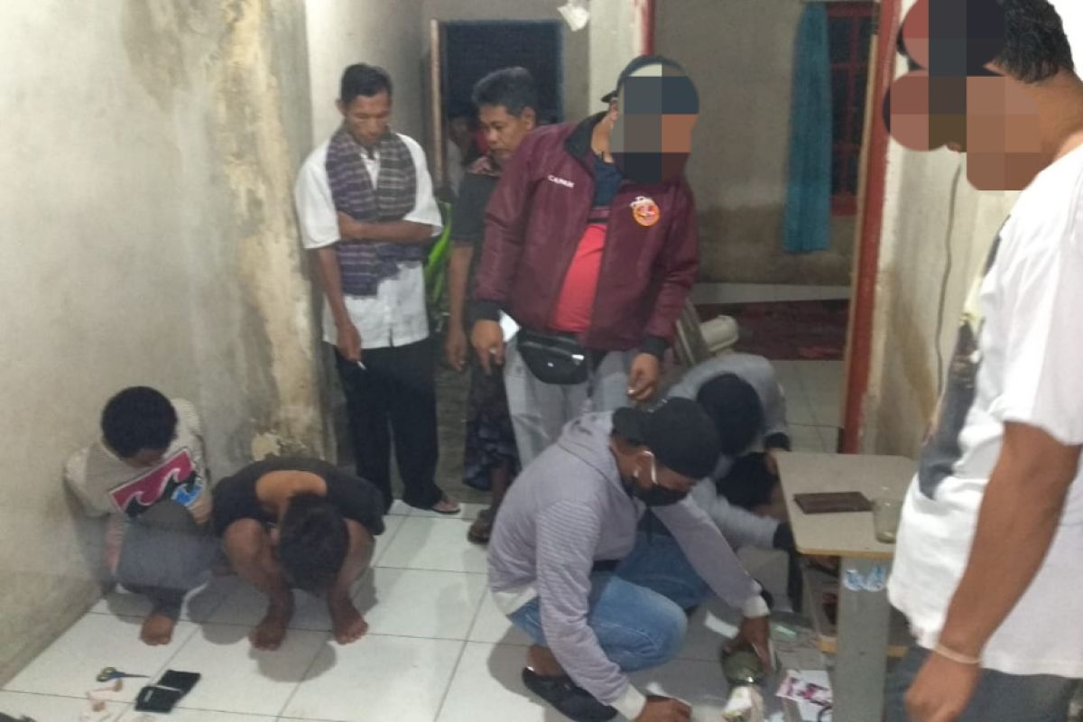 Polisi gerebek transaksi sabu di Kota Praya, empat pelaku di bui