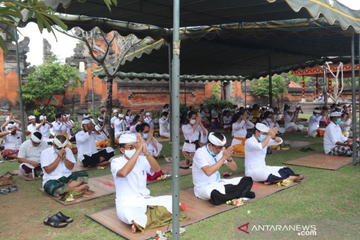 Badung terapkan protokol kesehatan ketat saat upacara keagamaan