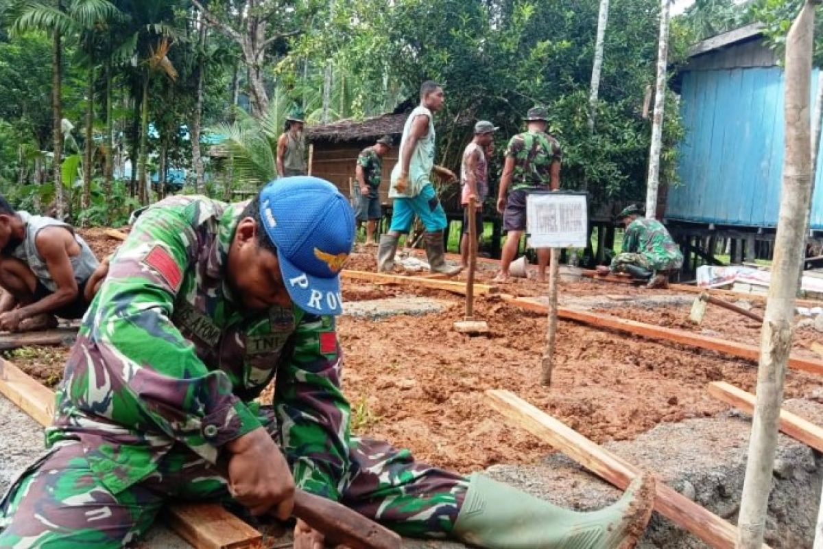 Praka Rolis Ayomi bangga terlibat membangun rumah TMMD