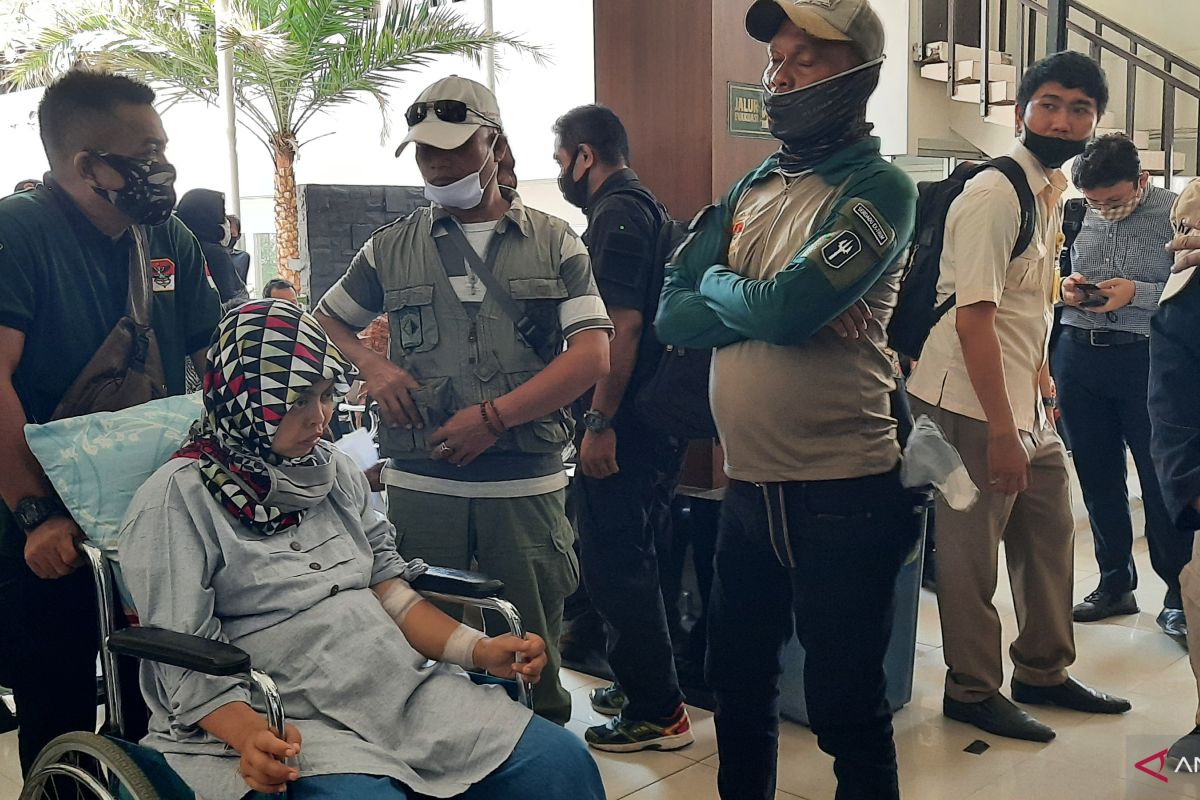 Istri Ruslam Buton meninggal dunia