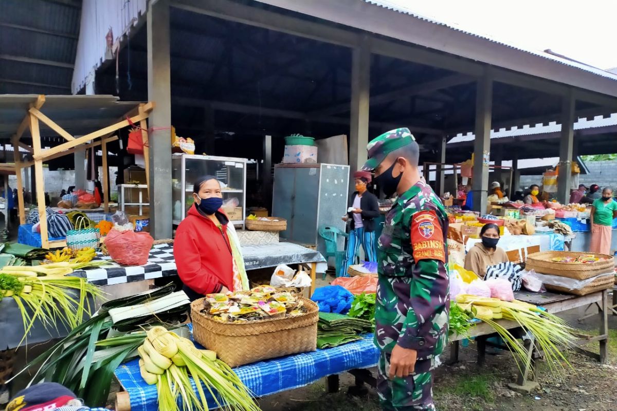 Jelang normal baru, Personel TNI disiplinkan pasar-tempat wisata