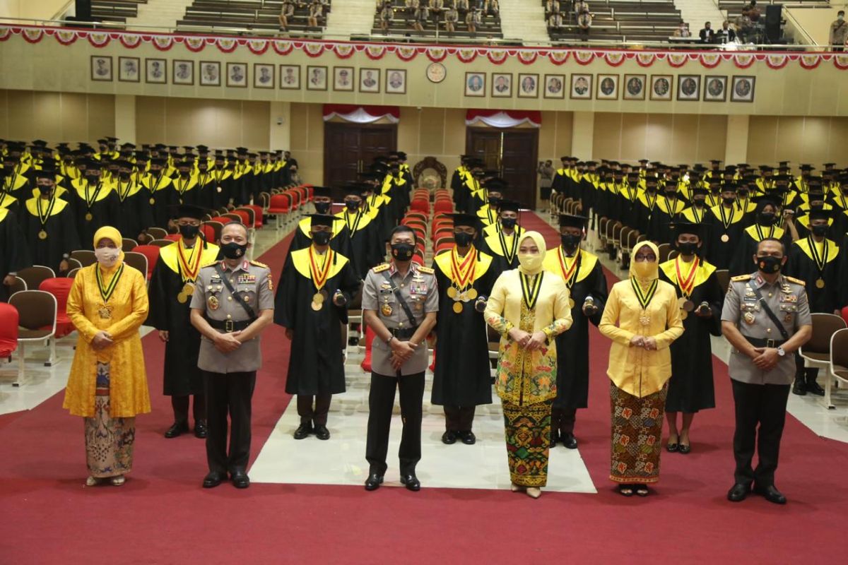 Kapolri pesan ke Taruna Akpol jangan lupa ucapkan 3 kata ajaib