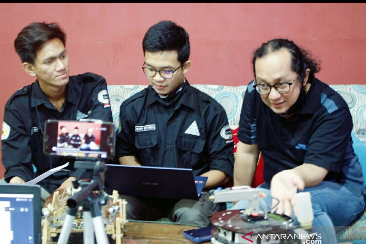 Fakultas Teknik Untan kenalkan robot secara webinar