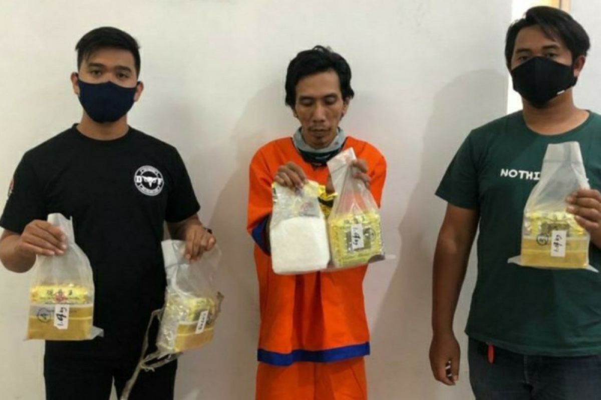 Polisi Jatim sita 5,3 kilogram sabu-sabu dikemas bungkus teh impor