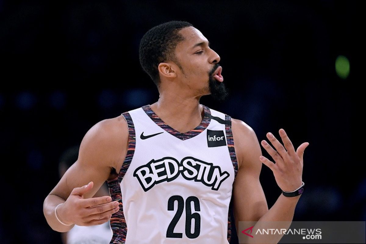 Masih positif COVID-19, Dinwiddie tak perkuat Nets di lanjutan NBA