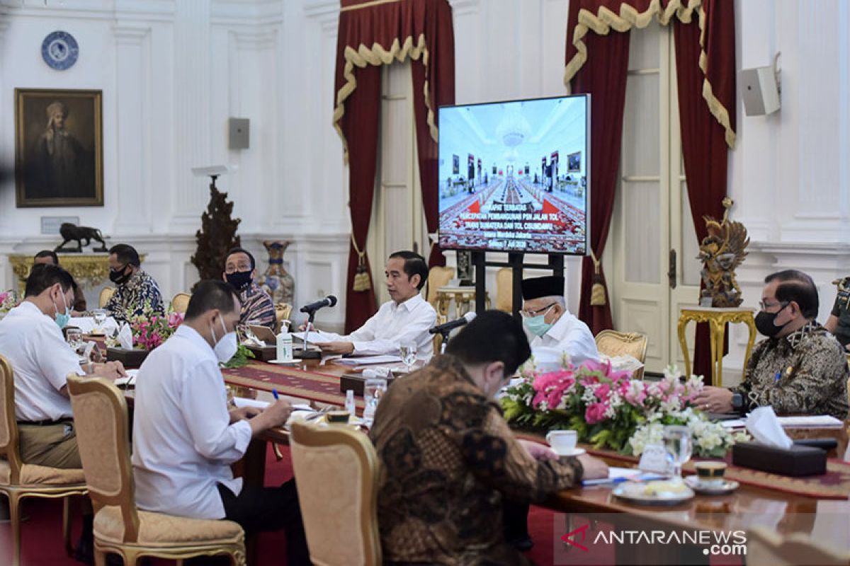 Ditegur Presiden, Menteri PUPR akui Tol Cisumdawu terkendala lahan