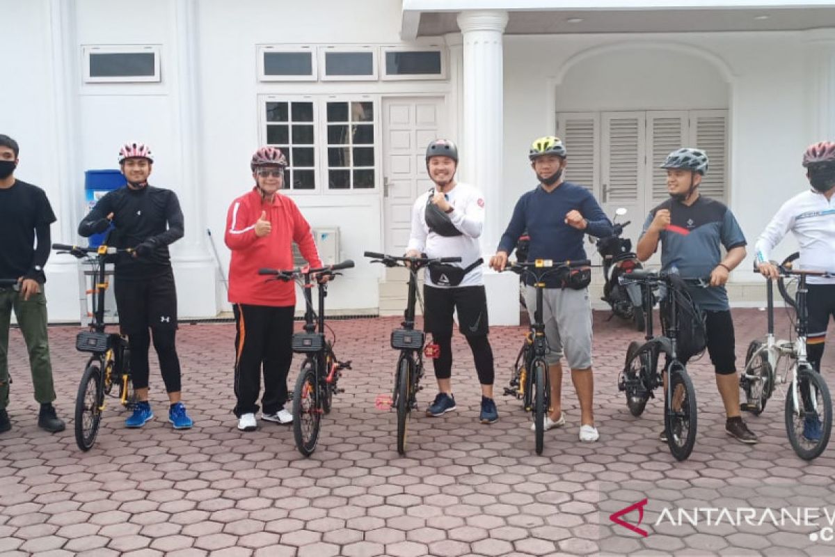 Nasrul Abit ajak masyarakat hidup sehat dengan berolahraga sepeda