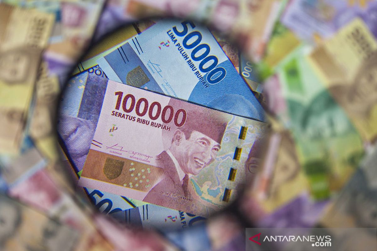 Rupiah Kamis sore melemah, tertekan kebijakan The Fed tahan suku bunga