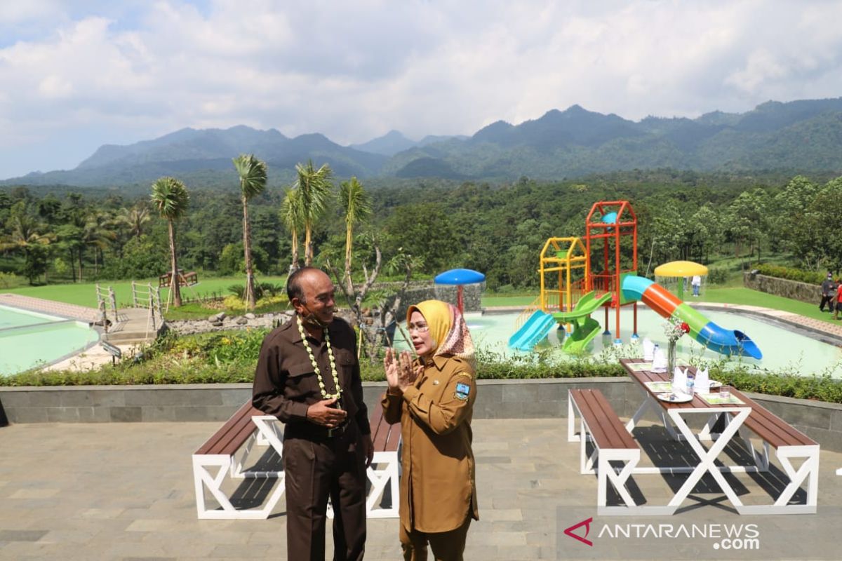 Wisata Agro Waruwangi diresmikan, mimpi Bupati Serang terwujudkan