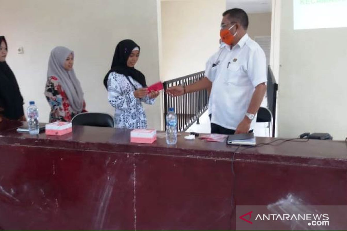 Hadapi normal baru, Camat Batang Toru imbau petugas perpustakaan patuhi protokol kesehatan