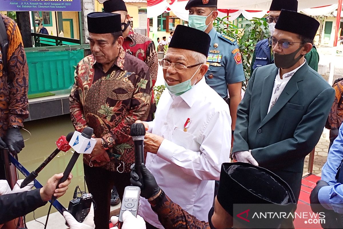 Pesan Wapres: Pesantren jangan jadi pusat penularan baru COVID-19