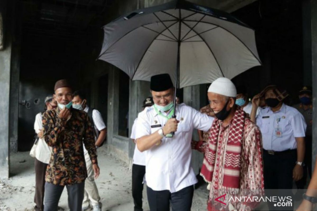 Tinjau Masjid Jamik Al Anshori, Gubernur Babel dukung penyelesaian pembangunan hingga akhir 2020