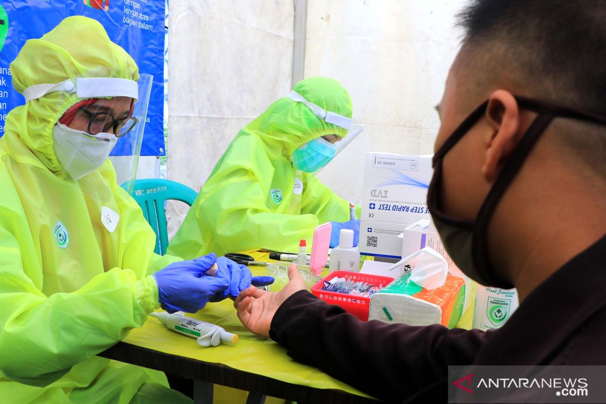 Dinkes Kota Tangerang gelar pemeriksaan kesehatan penyakit tidak menular