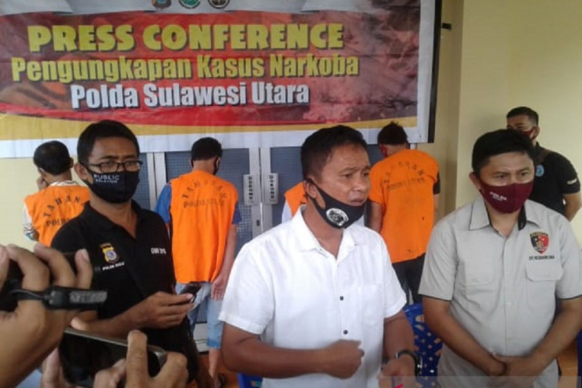 Polda Sulut tangkap empat tersangka narkotika sabu-sabu