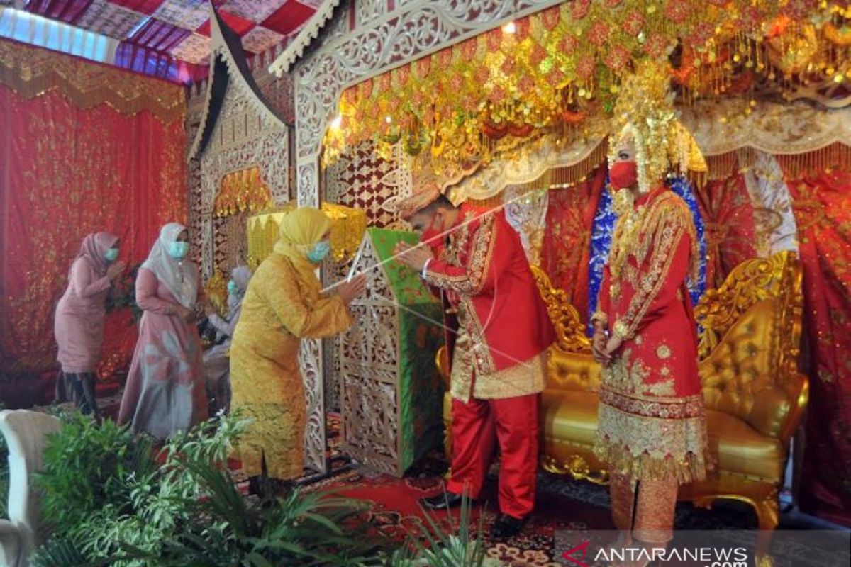 Mau baralek?, begini aturan penyelenggaraan  pesta pernikahan di Padang