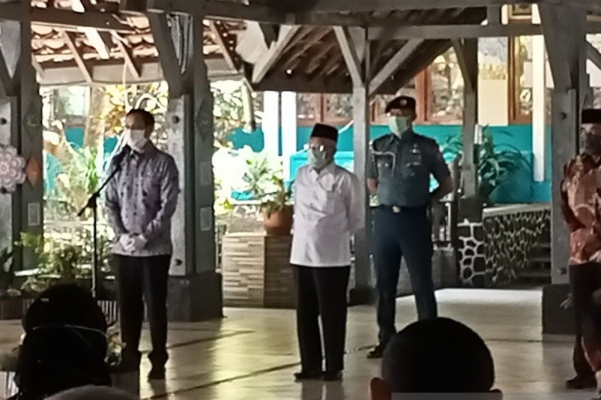 Wapres Ma'ruf Amin tinjau kesiapan SMAN 4 Sukabumi jalankan KBM tatap muka