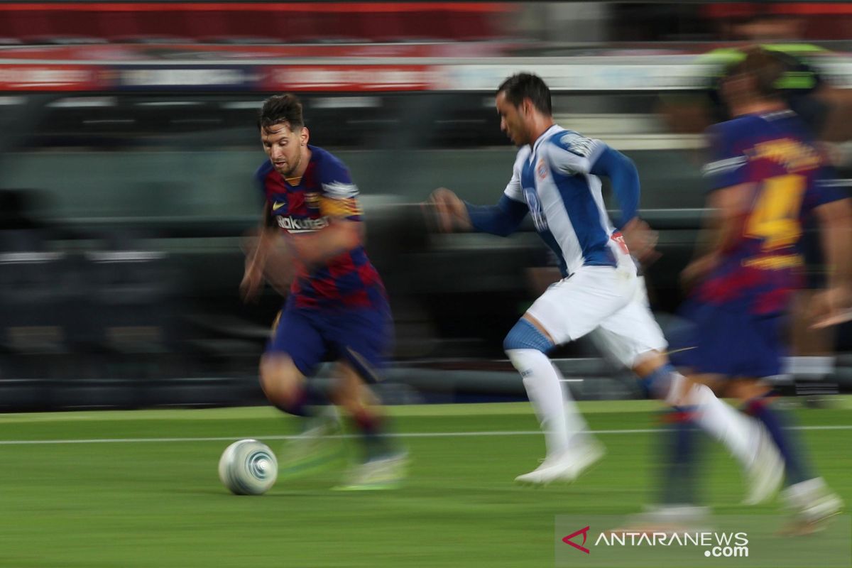 Barca pastikan Espanyol terdegradasi dan pangkas jarak dengan Real Madrid