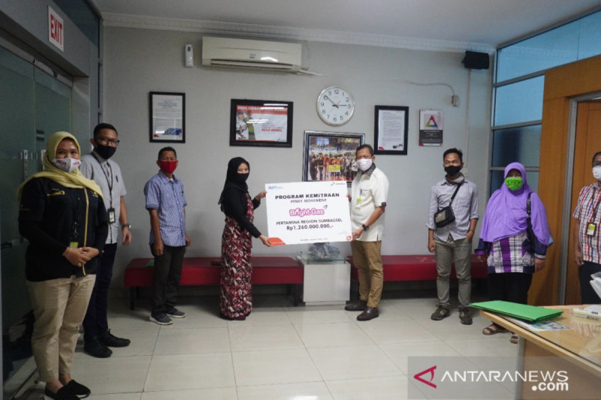 Dukung UMKM bangkit, Pertamina salurkan dana Rp1,2 miliar lewat program "Pinky Movement"