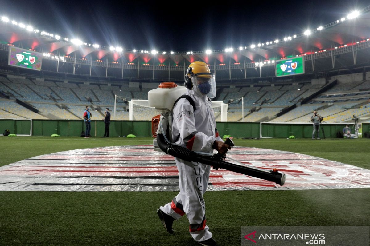 Nama legenda sepakbola Pele akan dijadikan nama stadion di Brazil