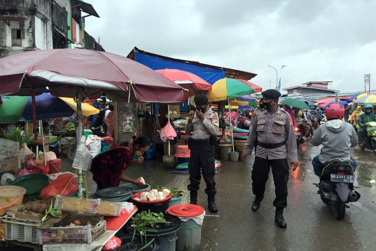 Brimob Polda Maluku intensif  sosialisasi protap anti virus COVID-19