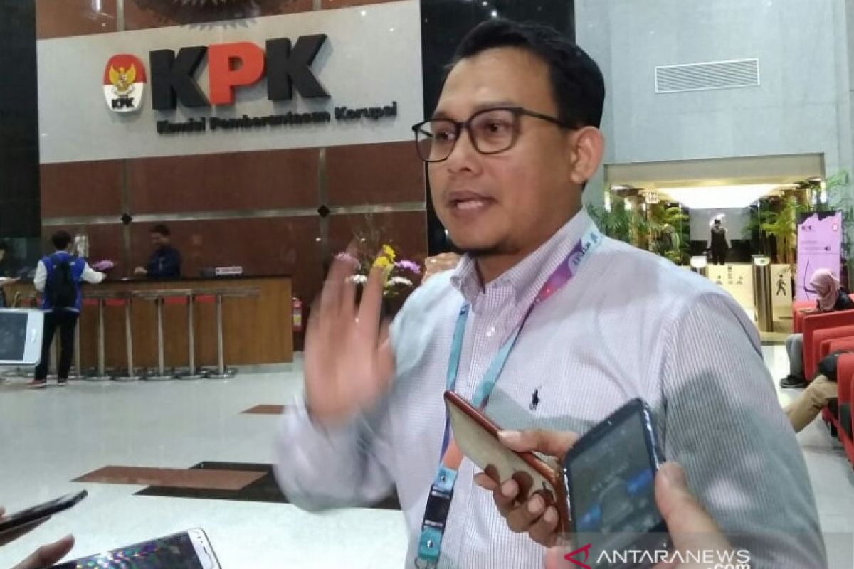 KPK dalami keterangan saksi terima uang dari tersangka Taufik Agustono