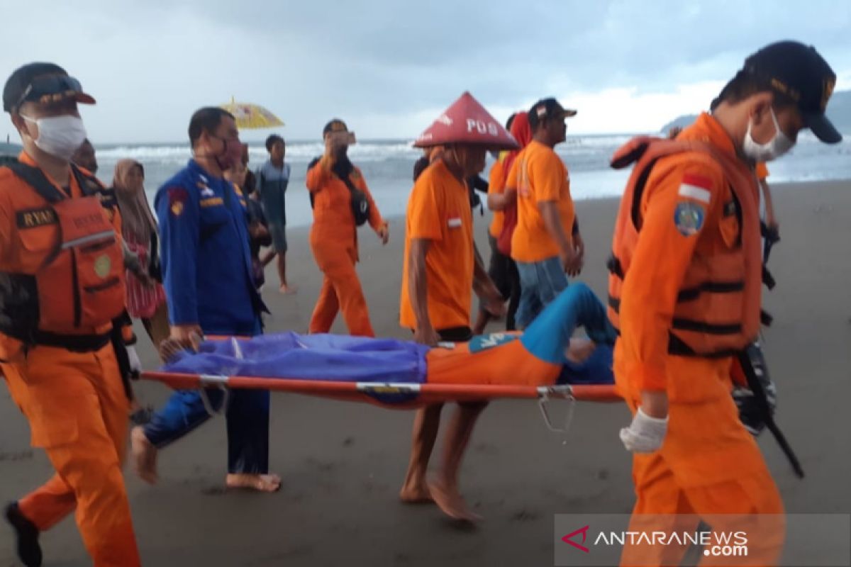 Tiga  nelayan yang hilang di Pangandaran ditemukan selamat
